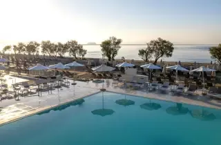 Domes Aulus Zante Autograph Collection